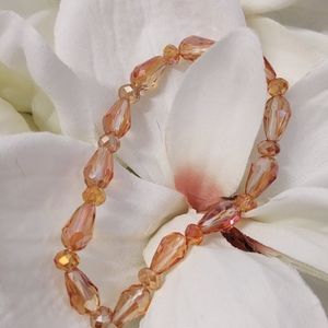 ❌ SOLD ❌Teardrop & Round Crystal Stretchy Bracelet